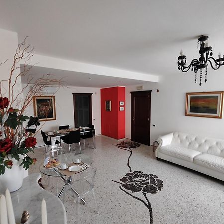 B&B Rossella Montoro Inferiore Extérieur photo